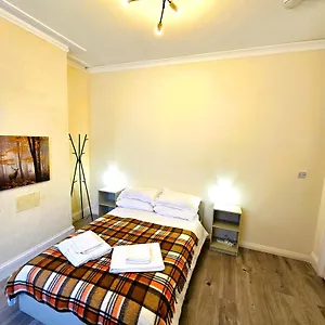 https://orford-village-room.cambridgehotelsuk.com